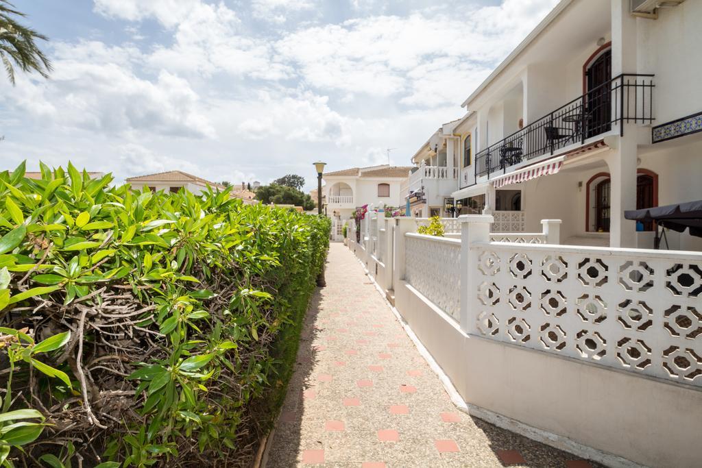 Perfect Family Retreat - La Zenia Beach Dehesa de Campoamor  Exterior photo